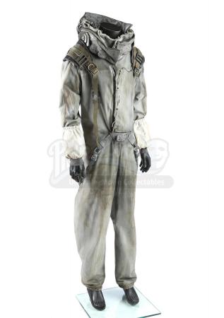 Sergeant Toll's (Clayne Crawford) Hooded Battle Costume