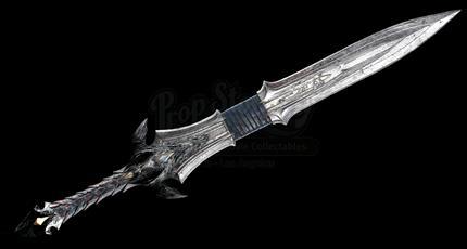 Lothar's (Travis Fimmel) Stunt Sword
