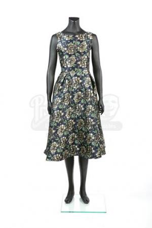 S2E12 - Amor Vincit Omnia: Kala Dandekar's Wedding Costume