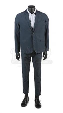 S2E12 - Amor Vincit Omnia: Detective Mun's Wedding Suit