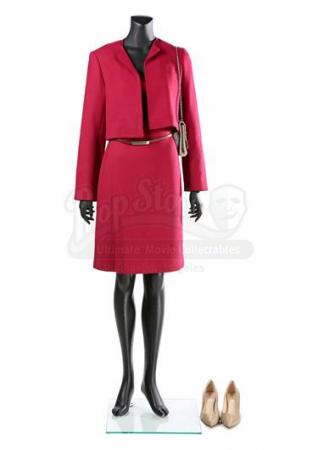 S2E12 - Amor Vincit Omnia: Janet Marks' (Sandra Fish) Wedding Costume