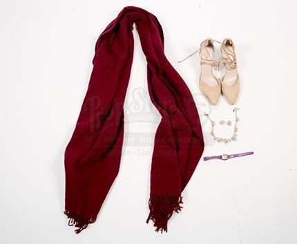 S2E12 - Amor Vincit Omnia: Teagan Marks' Wedding Scarf, Jewelry and Shoes