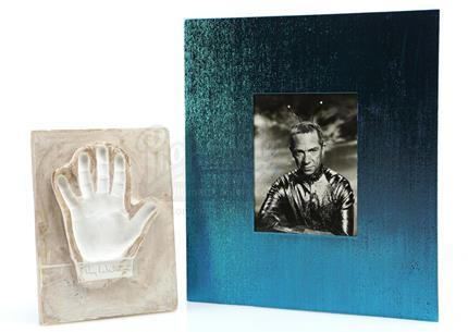 MY FAVORITE MARTIAN (1963 - 1966) - Ray Walston Signed Handprint and Photograph